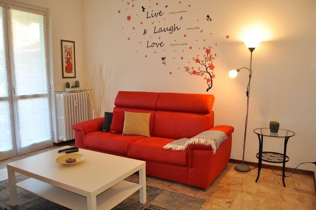 La Casa Di Sarita Apartman Pavia Kültér fotó