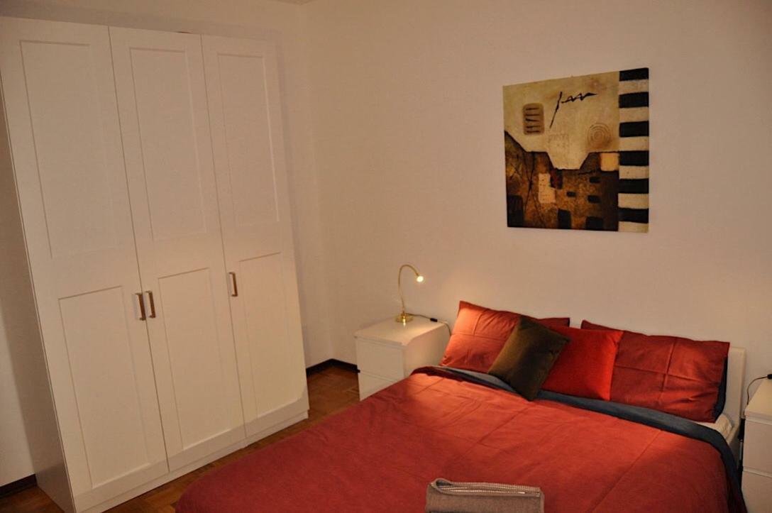 La Casa Di Sarita Apartman Pavia Kültér fotó